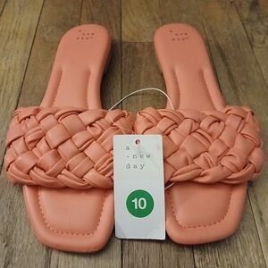 A NEW DAY CARISSA Womens sandal NWT Size 10 Coral